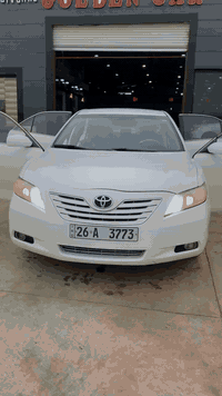 السلام عليكم
كامري خليجي 2009 
رقم دولي جديد بأسمي
لون ابيض عادي 
محرك 4 سلندر  2400
گير محرك شرط 
تخم تايرات جديد
صدر نص عمر 
لايت زنون LET

*ضررها قطعتين بنيد وجاملغ بدون دواخل

السعر المطلوب : 118$ وبيها مجال
للاستفسار اتصل : ***********
