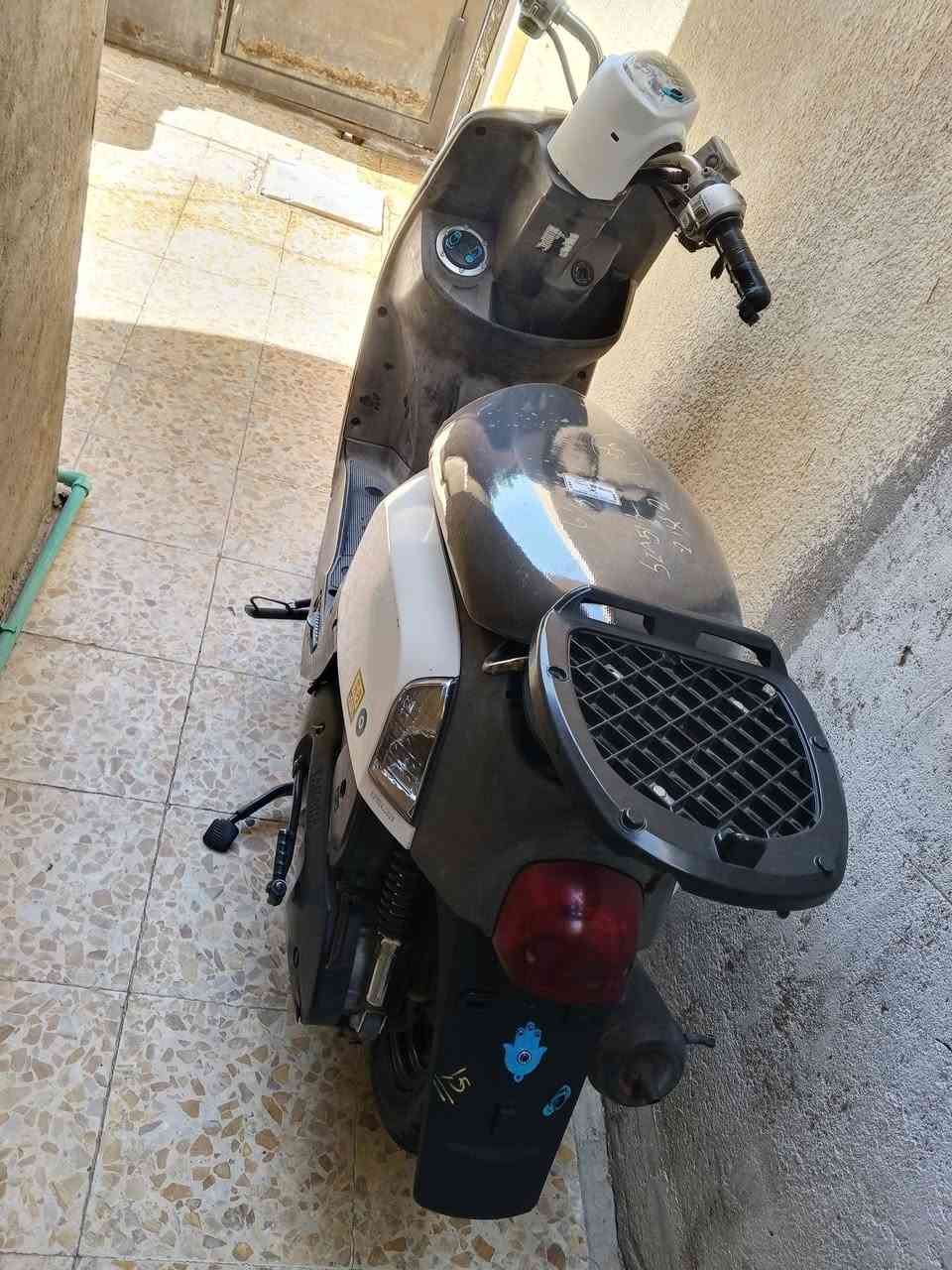 السلام عليكم بوليس كابريتر لبيع
كفال عام دراجه نضيف وخير من الله عل وضع لبد
مكان كربلاء حي العسكري السعر 950وابيه مجال شراي يتصل وبي خير ويدلل ***********

