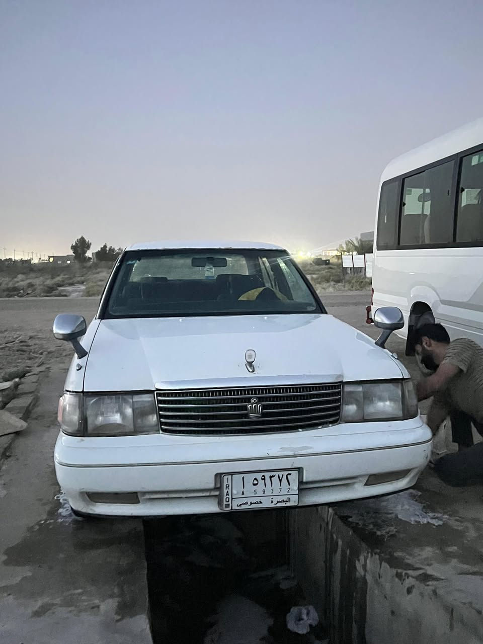 السلام عليكم سياره ارنب نظافه ٧٠بل/١٠٠مكفوله من ضربه وكصه واصوليات وغرامات سنويه لل٢٧ يله تنتهي السعر كلش مناسب ٤٨وبيها مجال للطيبين المكان البصره الهارثه الرقم ***********
