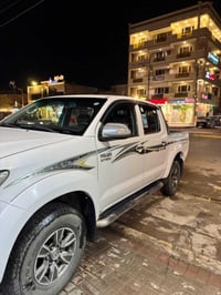 تويوتا هايلوكس 4 ويل موديل 2015 محرك 2700 ماشيه 250ك رقم اربيل بأسمي ت...