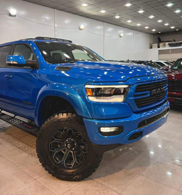 تخم ويل امريكي اصلي فيول
للبيع
متواجد فقط واتساب
***********
٧ورقات وبي مجال للشراي
بيع سريع
قياس ٢٠/ خسفة قويه يطلع عدك خارج البدي
