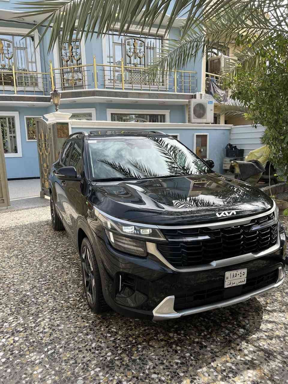 2024 KIA SELTOS
السلام عليكم من رخصت الادمن للبيع كيا سيليتوس موديل 2024 وارد امريكي دخول جديد  صور ضرر وسونار داخل منشور بدوون رقم ضرر فقط بنيد بدون دواخل وبدون ايرباك فوول الفول اعله فئه بل سيليتوس
فتحه سقف 
مكينه تيربو
كشنات جلد زيتوني مميز 
كشنات كهرباء
كشنات تدفئه وتبريد صندوق كهرباء 
دركهD
شاشة متصله كبيره
كاميرا خلفيه
رادار امامي وجانبي خلفي 
تحديد مسار 
حساسات خلفيه
ويل كب حجم 19
تحديد سرعه
لايتات لد امامي وخلفي
فور ويل AWD
وبعد بيهه اهواي مواصفات مكاني بغداد الدوره حي الصحه السعر 149 وبيهه مجال قليل اي ستفسار اتصل وتدلل رقمي ***********
