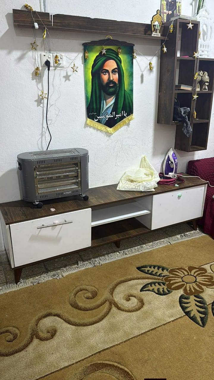 كنتور 6 باب ابو المريا 200 
التخت صاج عراقي 100 
جزامة 40 
ميز بلازما 45 
تخم 85 
سرير طفل 40 
عنواني زعفرانية يمي توصيل بكروة


**إذا كنت صاحب هذا الإعلان وتريد حذفه لأي سبب، رجاءا أرسل رسالة إلى الدعم الفني**