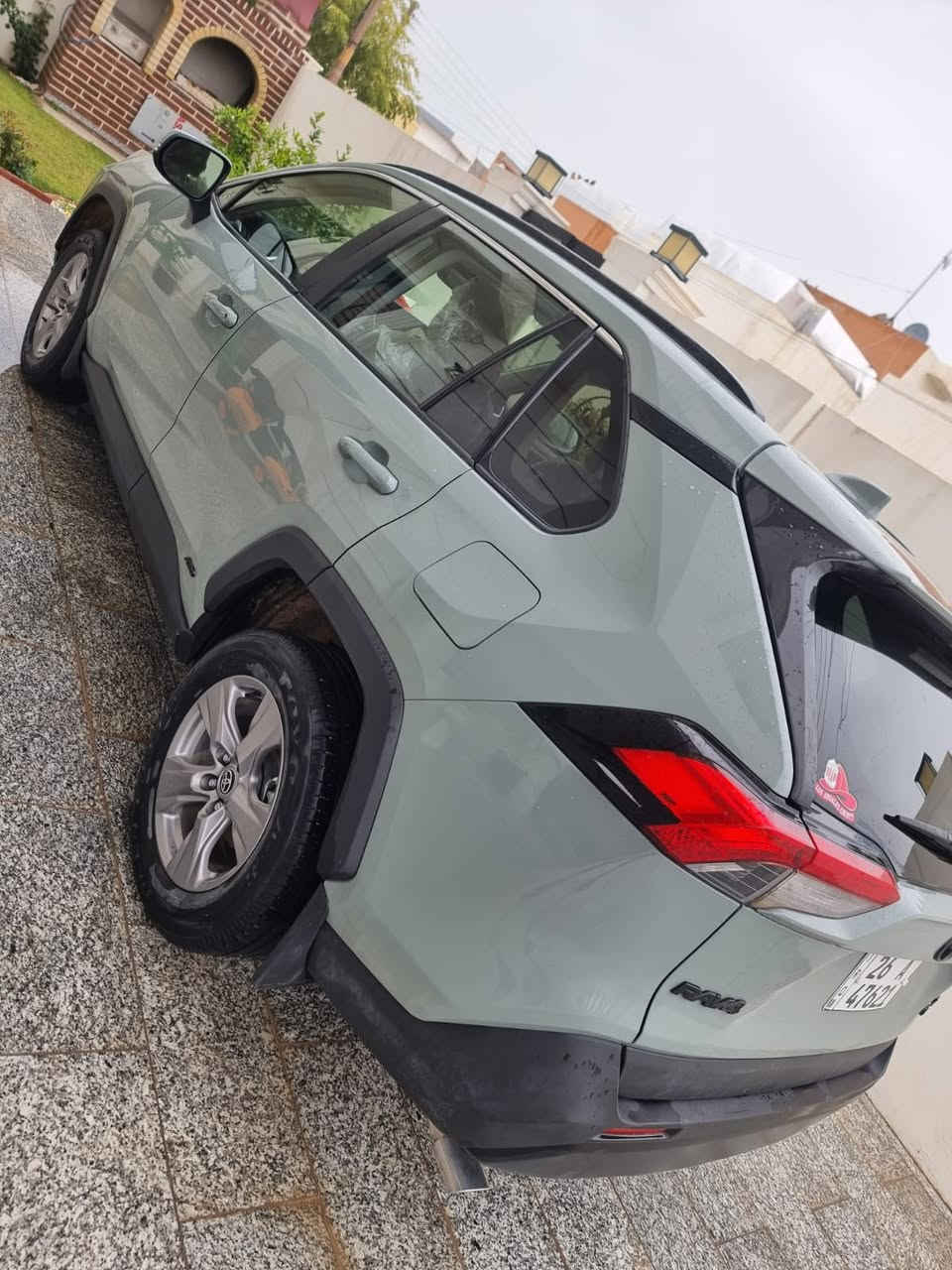 XLE هايبرد رقم صلاح الدين صور الضرر بلصور منشوره 
مكاني سامراء  ***********
السعر 200
