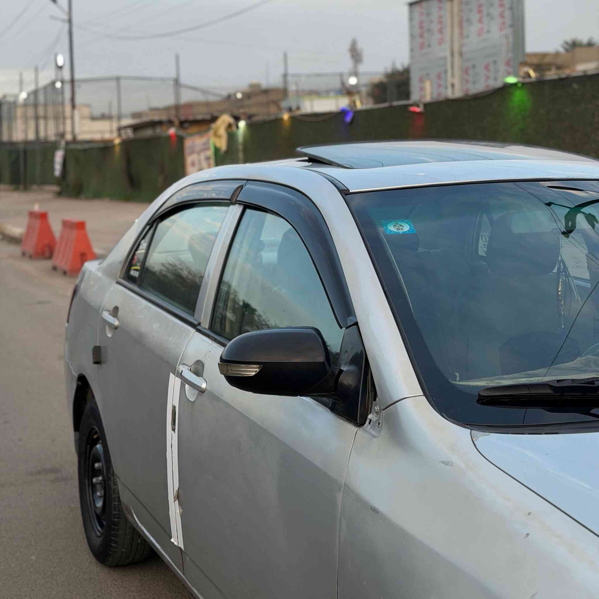 السلام عليكم : سيارة مراوس فقط
🔵 بي واي دي BYD G3 موديل 2016 🔵

رقم بغداد انگليزي السنويه للـ 2029 ، گير ومحرك بحالة جيدة
مواصفات : بصمه ، فتحه سقف ، شاشه ، كاميرا خلفيه ، دوشمه ، لايت زنون ، كهربائيات كلها شغاله ،

السياره بيها صبغ بابين ونفس البابين بيهن جراد حالياً ماريد احچي عليها اكثر تجي تشوف بعينك وتفحص وتقتنع وتــــــــــــــــــٌدلل

السعر : 65 ورقه
العنوان : بغداد / الشعب
الرقم : ***********
