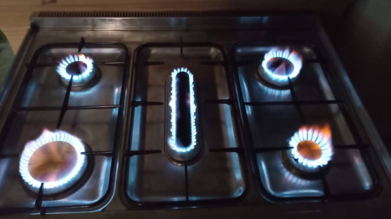 طباخ عشتار نظيف كلش استيل الأصلي ١٨٠


**إذا كنت صاحب هذا الإعلان وتريد حذفه لأي سبب، رجاءا أرسل رسالة إلى الدعم الفني**