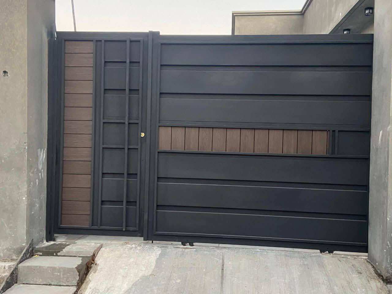 #معمل_الرافدين_للحداده بأسعار مناسبه
كل اعمالنا درجة اولى 
للأتصال والاستفسار :
***********للاتصال
***********بي واتساب
— في ‏الانبار القائم‏
