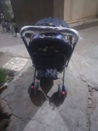 أثاث أطفال • قابل للتفاوض • واتساب
