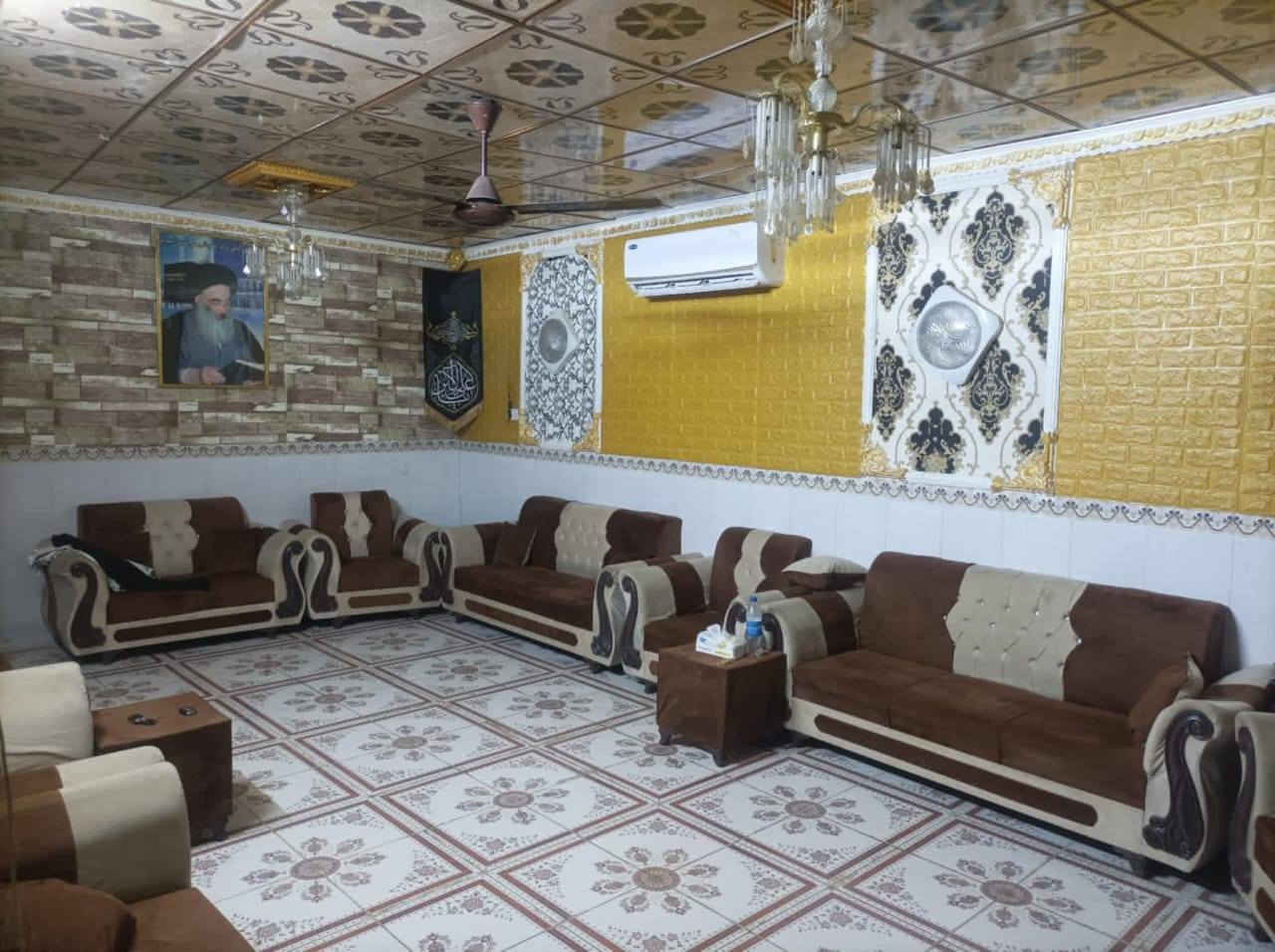 🌹 السلام عليكم ورحمة الله 🌹

♒ تتوفر لدى مكتب دلالية الرياحين للعقار ♒

🏠 #دار__للبيع 🏠

🌐 #الموقع : موقع مميز
📍 الحمزة الغربي ⬅️ علي قمارة ⬅️ قرب موكب أنيس النفوس. 

🟥 #الدلالية____بذمة__الطرفين

━━━━━━━━━━━

🟩 التفاصيل 🔻🔻

🔹 نوع العقار : #طابو_زراعي
⚛️ تحويل مباشر بعد الشراء

🔹 المساحة : 270 متر
🔹 عرض الشارع : 7 متر

✨ البيت نظيف ومرتب
✨ يُباع مع الأثاث أو بدون الأثاث

🛋️ الأثاث يشمل:
✔️ عدد 2 سبالت
✔️ انترنت
✔️ منظومة كاميرات

🏗️ البناء :
طابوق وبلوك والسقف اعگادة

💡 جميع الخدمات متوفرة

━━━━━━━━━━━

🏡 البيت يتكون من طابق واحد ويحتوي على:

🛏️ غرفة نوم عدد (1)
🛋️ استقبال
🪑 صالة
🍽️ مطبخ
🚾 صحيات خارجية
🌤️ طارمة

━━━━━━━━━━━

💰 السعر : 65 مليون وبي مجال

🟥 #لانسمح_بنسخ_المنشور

━━━━━━━━━━━

📍 للاستفسار أكثر يرجى زيارة:
مكتب دلالية الرياحين للعقار

📌 الكائن :
الحمزة الغربي ⬅️ جهة دائرة النفوس (الجنسية) القديمة
قرب مدارس قصر العلوم الأهلية للبنات

☎️ أرقام الاتصال (واتساب):

📞 ***********
📞 ***********
📞 ***********

🌌 للإعلان والترويج عن عقاراتكم يرجى مراسلة الصفحة أو التواصل واتساب مع خدمة الزبائن
