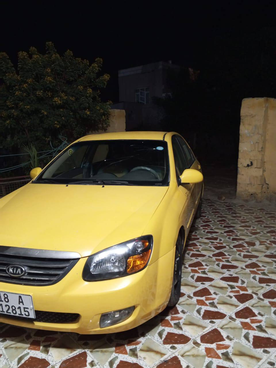 سلام عليكم سبكترا موديل 9 رقم بابل نكليزي 
وارد امريكي حادثه باب خلفيه وبلعراق صار تبديل بنيد يعني قطعتين تبديل فقط مصفره هيه وغرمات تحويل ثاني يوم 
مكينا ٢٠٠٠ 
مكينا وكير مكفولات 
مكانه حله نيل سعر 80 وبيه مجال كلش قليل ***********
