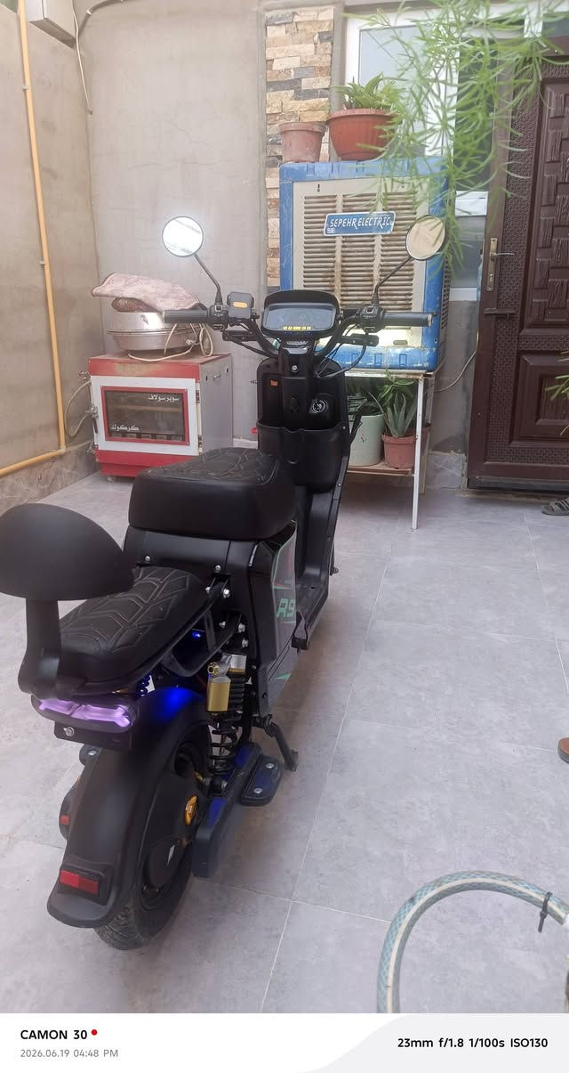 سلام عليكم  R9 للبيع مديل 25اربع نمر سرعه نضيف شوفت عينك سرعه 110 خمس بطاريات  شاحنته ويا جديده سماعات بلوتوث الشراي يتصل ع هاذا الرقم بي واتس والخاص مفتوح***********   كركوك
