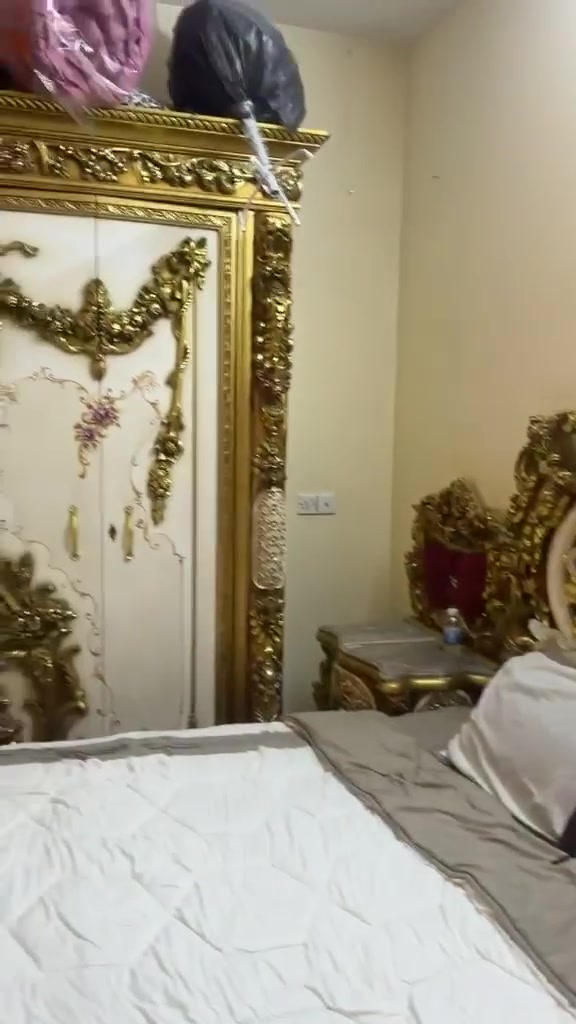 غرفة مصرية نظيفة 
السعر مليون وربع
مكاني بغداد المعلمين


**إذا كنت صاحب هذا الإعلان وتريد حذفه لأي سبب، رجاءا أرسل رسالة إلى الدعم الفني**