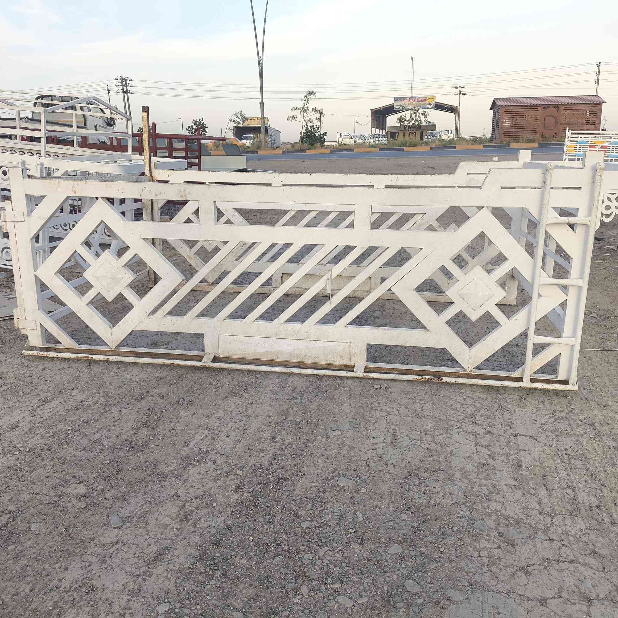 محجرا مل كيا 2700
العنوان 📍 محافظة ديالى جديده الشط 
التواصل ☎️ ***********

