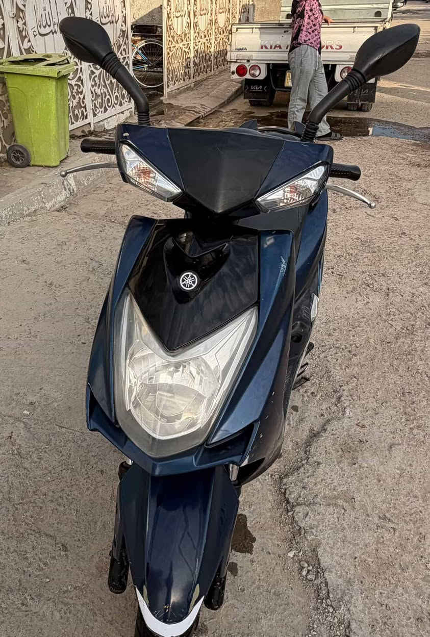 للبيع سكنس شمعه الحديث كوري دراجه عله وضع الشركه برغي ممفتوح دراجه كامله اي نقص ما بسها كله بلادي السعر السعر مليون و بيها مجال بغداد ***********
