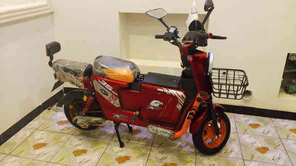 #السلام عليكم دراجة شحن اللبيع5بطاريات ليثوم X900 دراجه نضيفه كلش نضام R بصمه تشغيل سويج عدد 2 عن بعد السعر 675وبيه مجال***********وتساب *********** كورك مكان ابو غريب حي المهندسين
