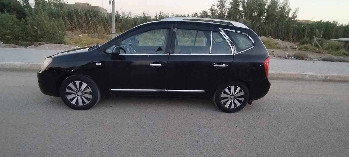 كيا رندو 2011 وارد امريكي رقم اربيل الجديد تحويل وكاله مضمون حادث جاملغ خلفي وامامي بدون دواخل  صبغ عام محرك 4 سلندر 2400 دوش 5 راكب تخم تاير صدر تبريد تدفئه سياره جاهزه السعر 75 بيع او مراوس بكوري مكاني بغداد ابو غريب شراي يتصل *********** بغداد, العراق
