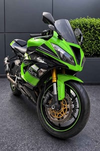 Kawasaki ZX6R 636 2016 💚 السلام عليكم   للبيع او مراوس حصراً جكسر ١٠٠٠...