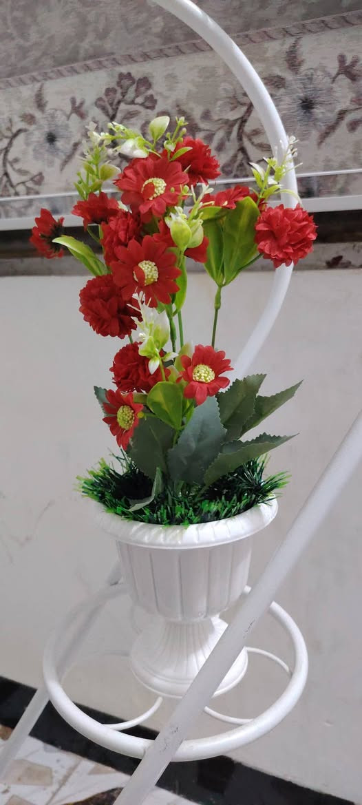 أشجار وسنادين ورد بأشكال جميله وقياسات مختلفه جمله ومفرد للطلب راسل البيج او الاتصال ب الرقم *********** واتساب نفس الرقم
