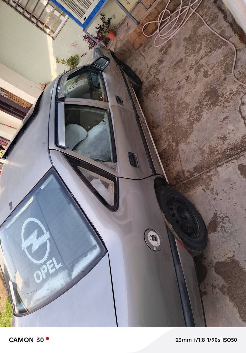 اوبل فكترا موديل 90حجم18 رقم دولي اربيل دفتر بنزين بيها كير مكينه شرط وشرط التحويل قفل مركزي كهربايتها كلها شغالة بيها اهلالات اثنين معمرة وجاملغ  خلفي السعر 35 العنوان كركوك مامتواجد ع الفيس الشراي يخابر ***********
