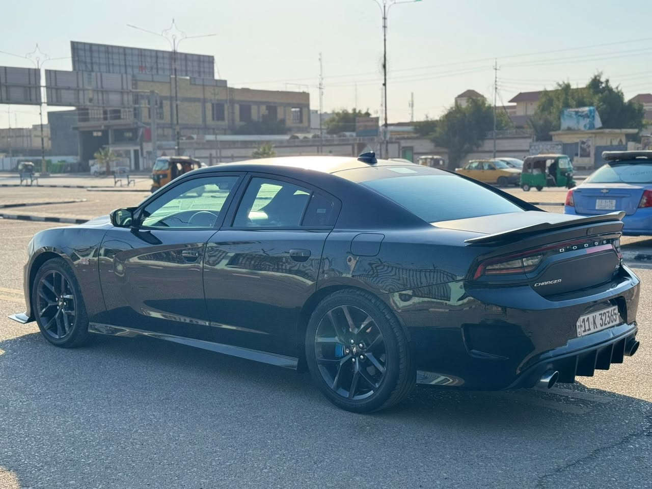 ارتي 21 سوبر تراك باك سبورت 
شفتات ستيرن كشنات حضن كأمره حساسات 
گزوز اس ار تي بلادي دبات السود 
كت كامل اس ار تي بلاد  
تخم تاير الخلفي 275 
ويل جديد كسر كارتون 
برمجة مراوح أنسى الحماوه 
شوته رياضي  
منظومة تبريد جديده  
إدامة محرك وسيرفز  
بنيد نفسه لايتات نفسهم راديترات نفسهم  
ماشيه 50mi 
قطعتين صبغ 
***********
السعر 230 مع المجال
