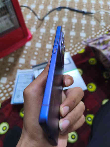 جهاز -نفنكس نوت 50برومجرد مفتوح من الكارتون جهاز بعده علا وضع شركه
ذاكره 256  رام 12+12     بوبجي 90 فريم

غراض جهاز كامله مكمله توصيل ماعندي

مكاني جلولاء سعر 245 رقمي ***********
