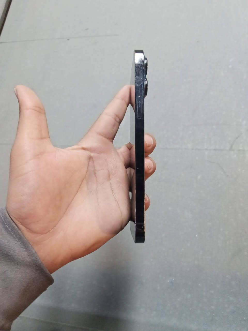 السلام عليكم
ايفون 13 برو ماكس للبيع نضيف نضافه فول الجهاز وتر بروف الذاكره 128 البطاريه 88 السعر 650 وماكو 13 بهيج سعر تره التواصل خاص موجود او واتساب ***********/ ***********
