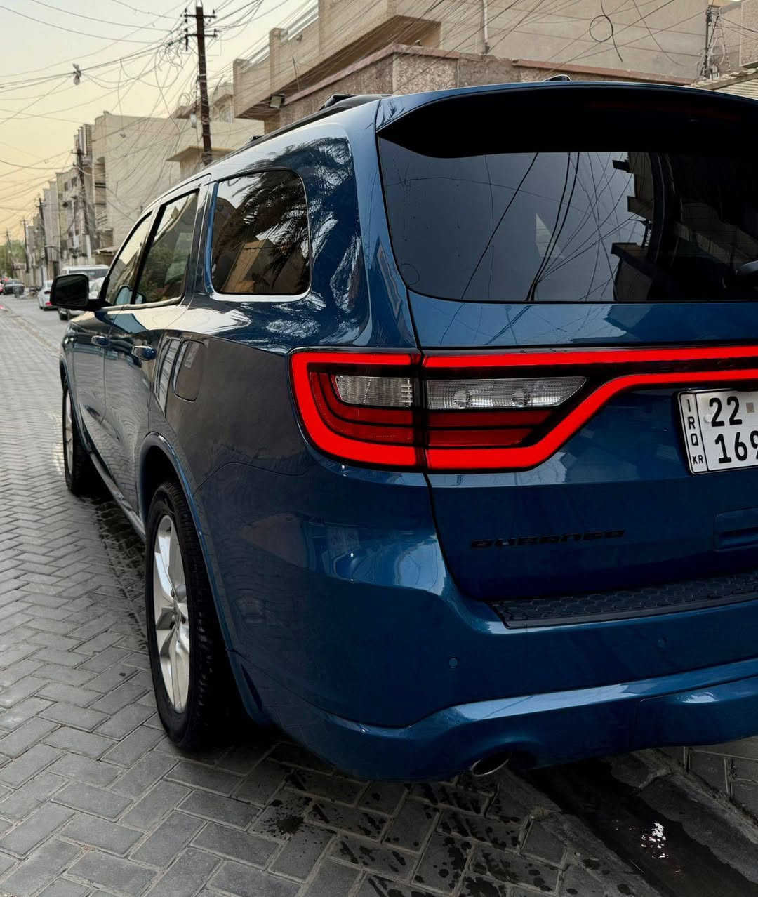 سلام عليكم 
دورنكو 24 هيمي 
فول واحد على واحد 
ماشيه 10 ميل
سياره اخت الزيرو  
سياره بدون حادث 
سرقه فقط القطع الاماميه 
للستفسار اكثر الاتصال على الارقام 
***********
***********
