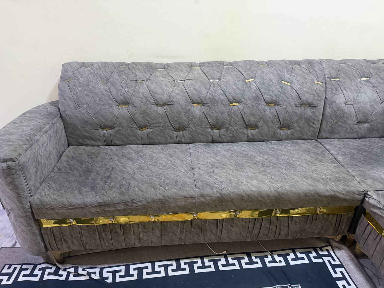 سلام عليكم تخم 7 امتار  نظافة 90٪
استخدام قليل للبيع 230 الف بي مجال قليل
متواجد فقط اتصال ***********
