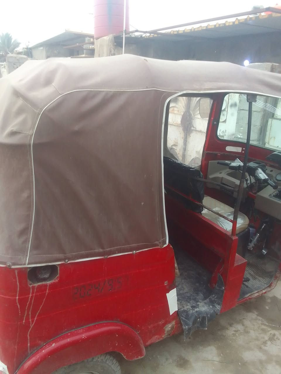 سلام عليكم حبيب تكتك 18رقم او سنويه تحويل بي وقت يعجبك مكاني محموديه حي العسكري السعر 4200او بيه مجال حك الجيه مستعجل على البع رقم الهاتف ***********بي وتساب
