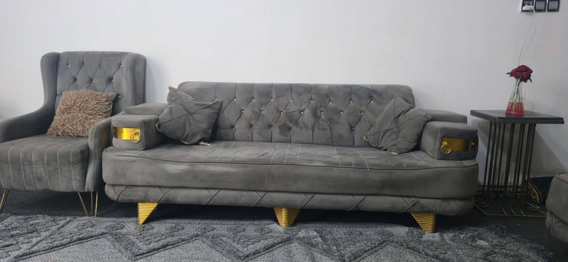 سلام عليكم تخمين للبيع نضيفات رقمي***********
