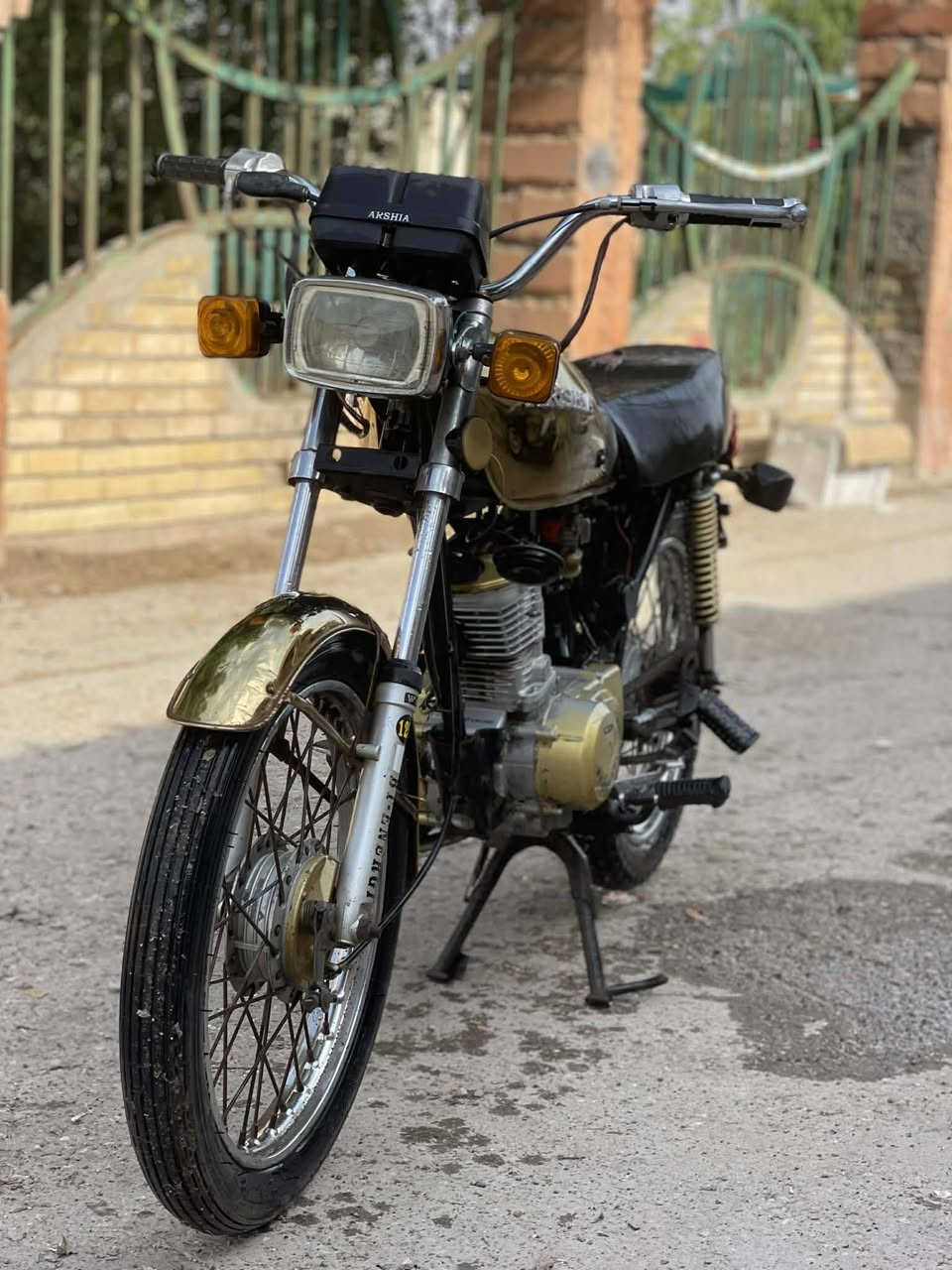 أوراق نظيفة موديل 2016
دراجة خير من الله مستعجل على بيعتها. ٣٥٠ بيها مجال  ***********
عوزها ترتيب شوية
