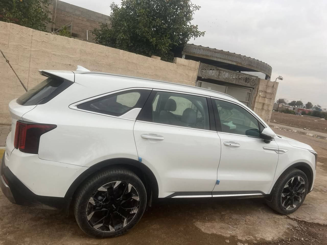 سورنتو  موديل (2024) ماشيه 15 السعر 278 مكاني كركوك ما متواجد ع فيس رقم موبايل ***********
