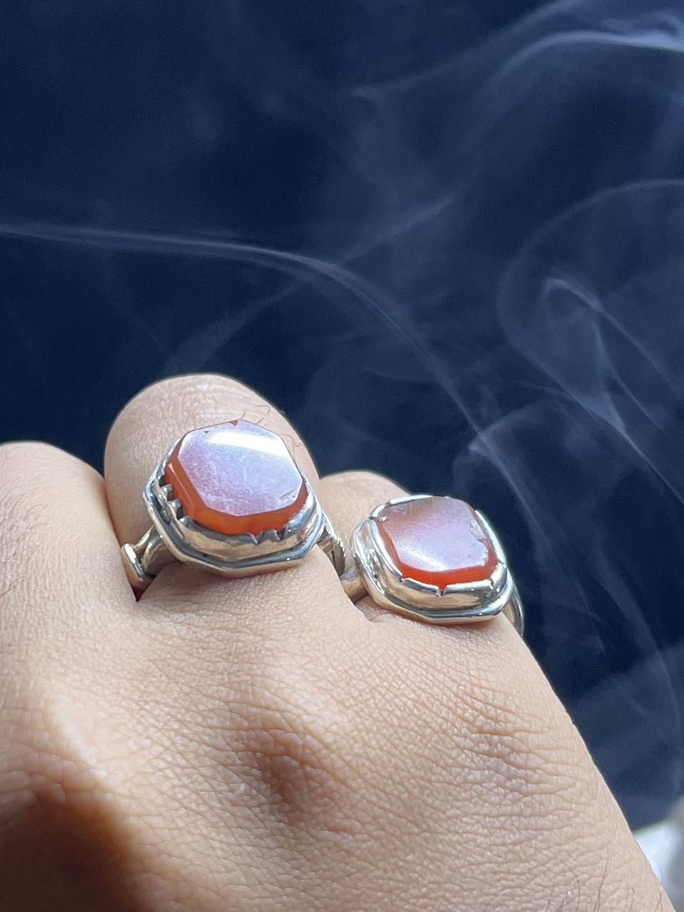 عقيق يماني قديم
صياغة يدوية

الشراي***********

المكان بغداد حي اور
