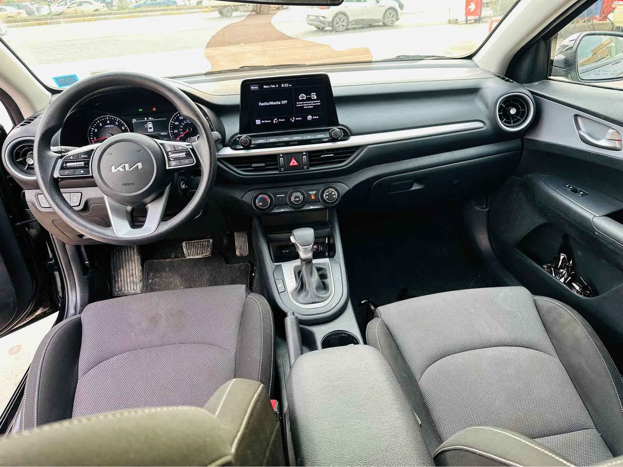 ﷽

كيا فورتي 2024 شكل جديد 🖤
محرك 2000 دوش
ماشية 4000 الف فقط زيرو 
حادث  بونيد صبغ فقط🔻بدون دواخل ✅
ايرباكات سليم ماطاك  ✅
محرك وگئر وشواصي وتبريد ورادار وحجر بيئة كلها بشرط ✅
السعر 152 ورقة مرقم كامل 

موصفاته👇
شاشة 
كاميرا
ويل كب
ردار
تحديد المسار
تحديد السرعه
ويل كب  سبورت
لايت ليد خلفي
اتو ستوب

🌹معرض اربيل كارس🌹
للاتصال واتساب ☎️***********📞 أربيل, العراق
