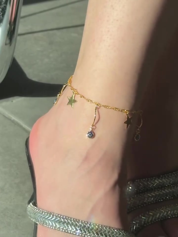 أكسسوارات ڤينوس💍
خلخال بموديلات كلش حلوه🥺🥺🤍


**إذا كنت صاحب هذا الإعلان وتريد حذفه لأي سبب، رجاءا أرسل رسالة إلى الدعم الفني**