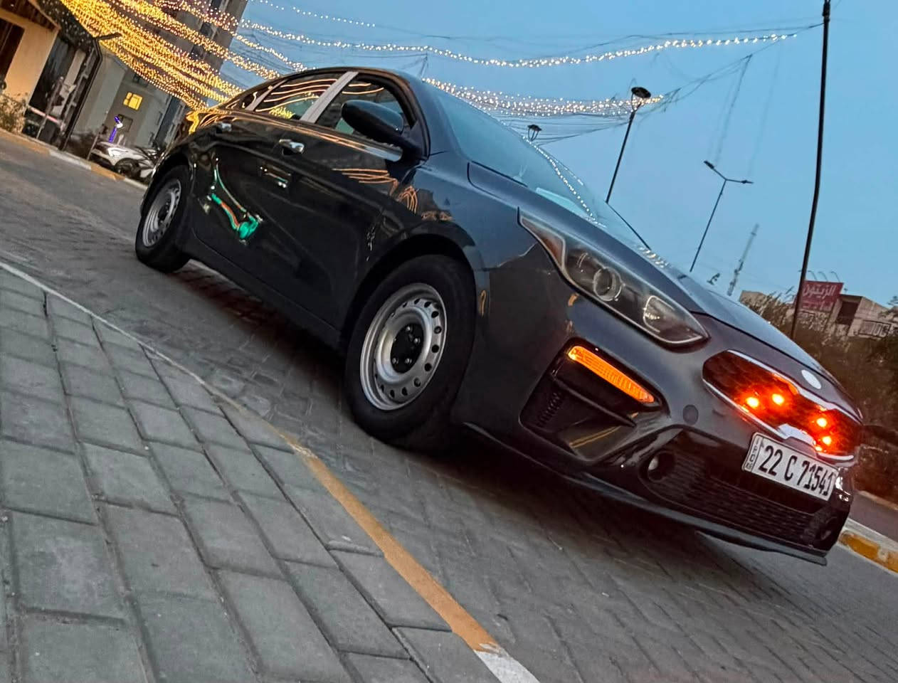 سلام عليكم فورتي موديل 2020 سياره جاهزه تحويل صور حادث عل خاص  سعر 120 مكاني بغداد ***********
