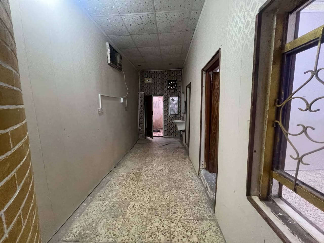 مشتمل للايجار 
عنوانه : حي ٤٠٠ دار خلف اعدادية السلام للبنات 
غرفه نوم جبيره
غرفة صغيره جدا
موزع 
مطبخ 
صحيات 
طارمة صغيره 
ايجاره ٣٠٠ شامل اجور ماء والكهرباء والانترنيت مجانا


**إذا كنت صاحب هذا الإعلان وتريد حذفه لأي سبب، رجاءا أرسل رسالة إلى الدعم الفني**