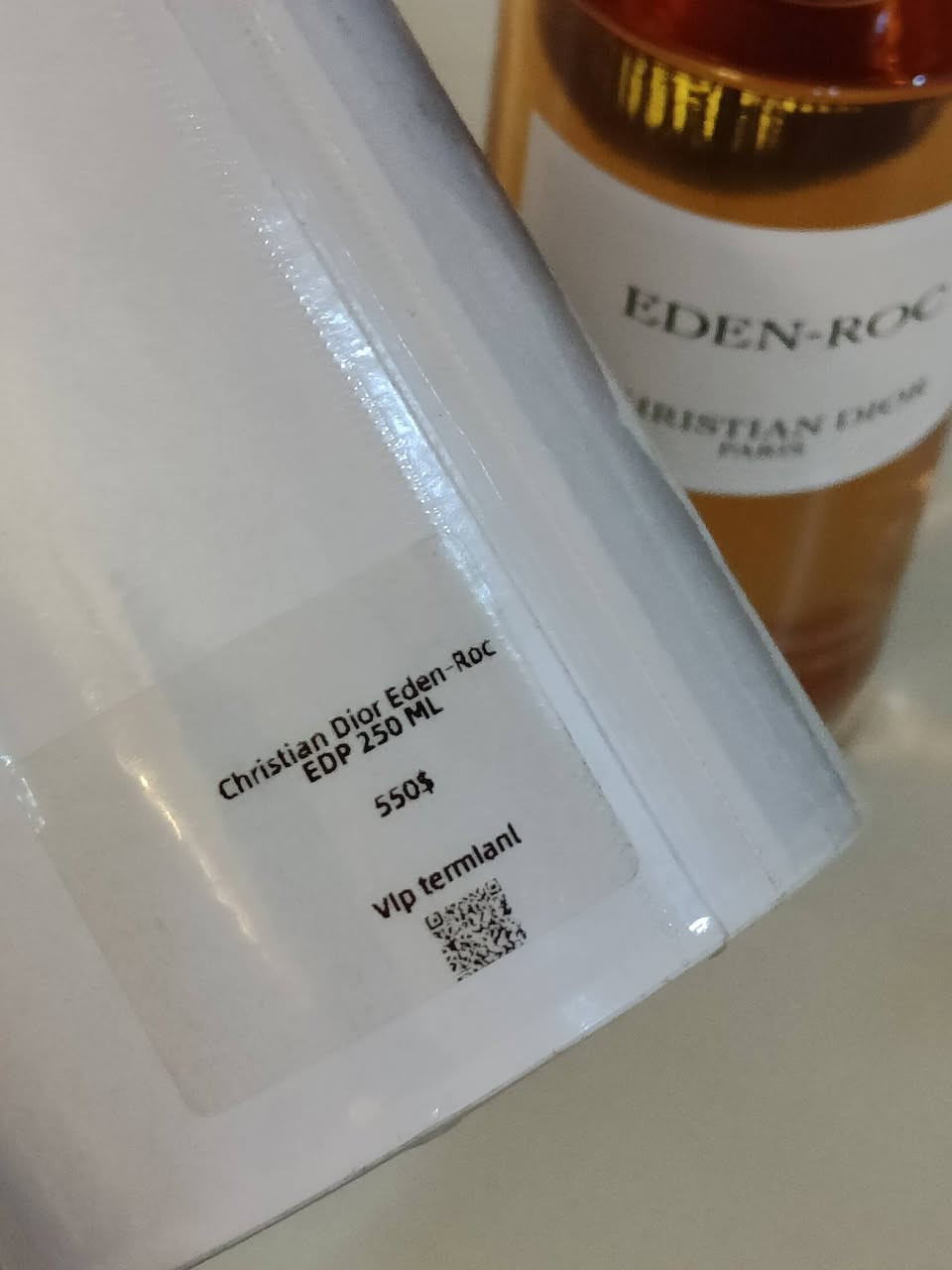 🇲🇫 EDEN-ROC 🇲🇫
عطر ( ايدن روك ) من كرستيان ديور
اودي بريفيوم / بحجم 250ml
تركيبة عطرية لكلا الجنسين 
نوتات #بحرية و #حمضيات و #روائح_خشبية
السعر 350$
🚛 يوجد توصيل الى جميع محافظات العراق 🚛


**إذا كنت صاحب هذا الإعلان وتريد حذفه لأي سبب، رجاءا أرسل رسالة إلى الدعم الفني**