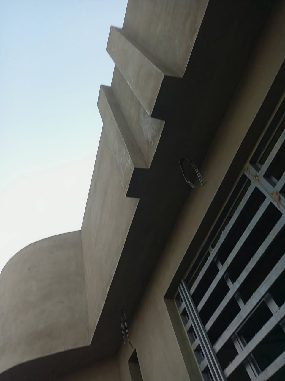 لباخ درجة اولى متفرغ حالياً
***********
