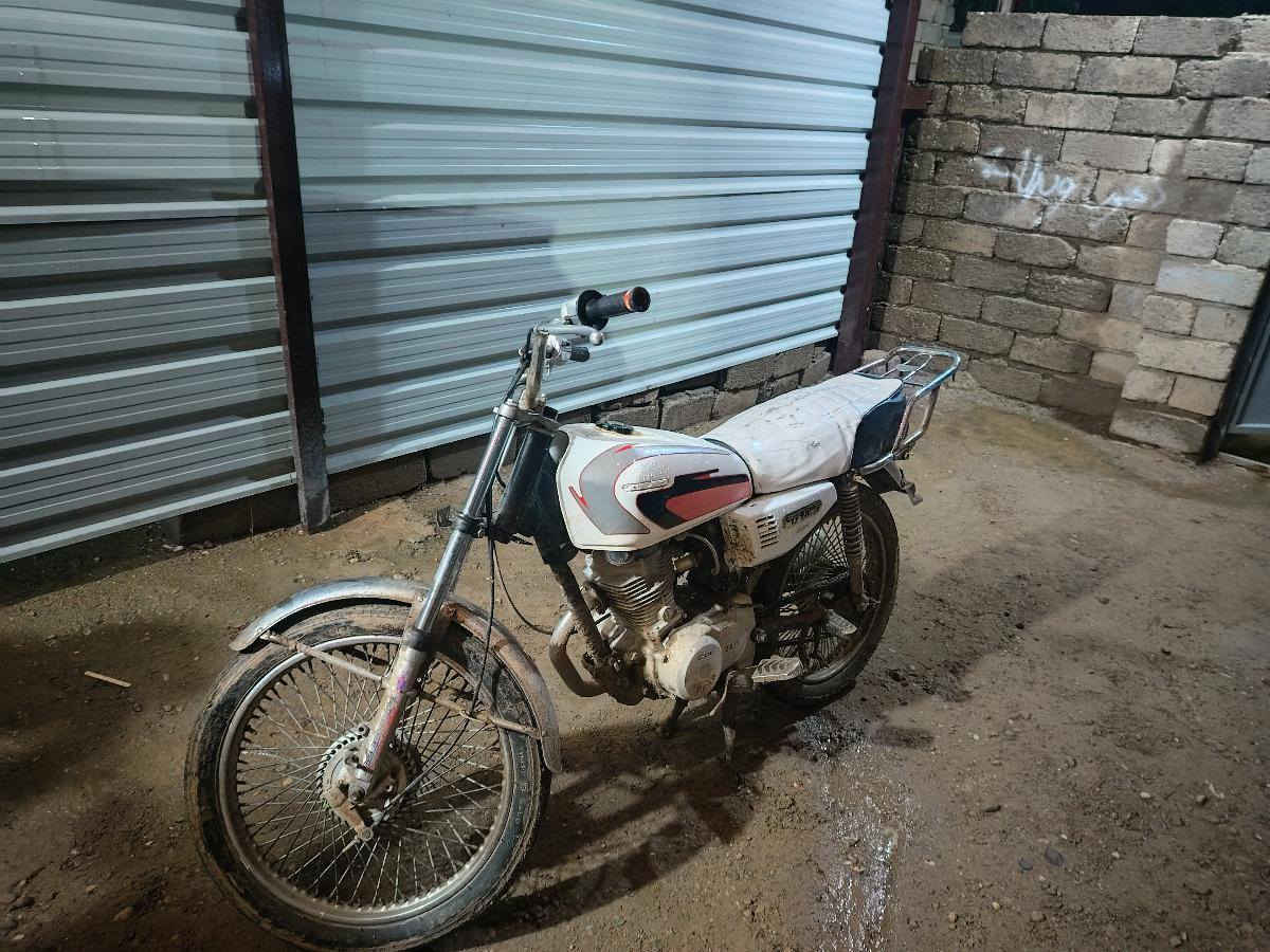 السلام عليكم ماطور للبيع موديل 2017نشاطه فول السعر 150وبي مجال مكني حمام العليل ***********
