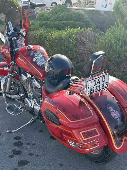 السلام عليكم 
للبيع 
دراجة هوندة ستيد 600cc 
موديل 1991 
((رقم وسنوية))شرط التحويل 
عليها تزويد خير من الله 
استيرن عالي 
لايت امامي زنون
جنط جانبية (فايبر كلاص) 
موشم وشم حلو 
كشن تغليف جلد جديد 
دوسات تزويد
دوسات استرايح 
دهن امزويل جديد ما صارله اسبوعين
مي راديتر جديد انتيفريز الأصلي 
الدراجة شلعة ومعدل خير من الله 
بيها نواقص فقط هورن واشاير 
السعر المطلوب 20 وبيها مجال 
مكاني كركوك ما متواجد ع فيس
الرقم : ***********
