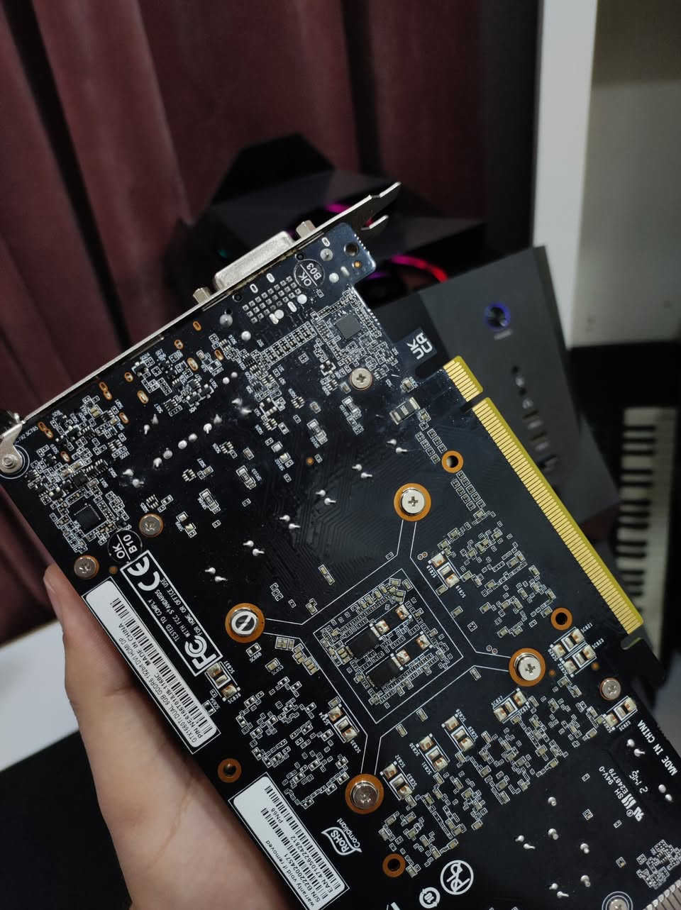 السلام عليكم

🟩💻 كرت شاشة :/

▫️ NVIDIA™ GEFORCE ® GTX 1660Ti 6GB PALIT 2FAN
▫️ لوك يخبل بلزكة الضمان 

💰 السعر: 168,000 دينار عراقي
📍 مكاني: بغداد - الأعظمية
🚚 التوصيل: بغداد (5 آلاف) | المحافظات (6 آلاف)
📞 رقمي: ***********
