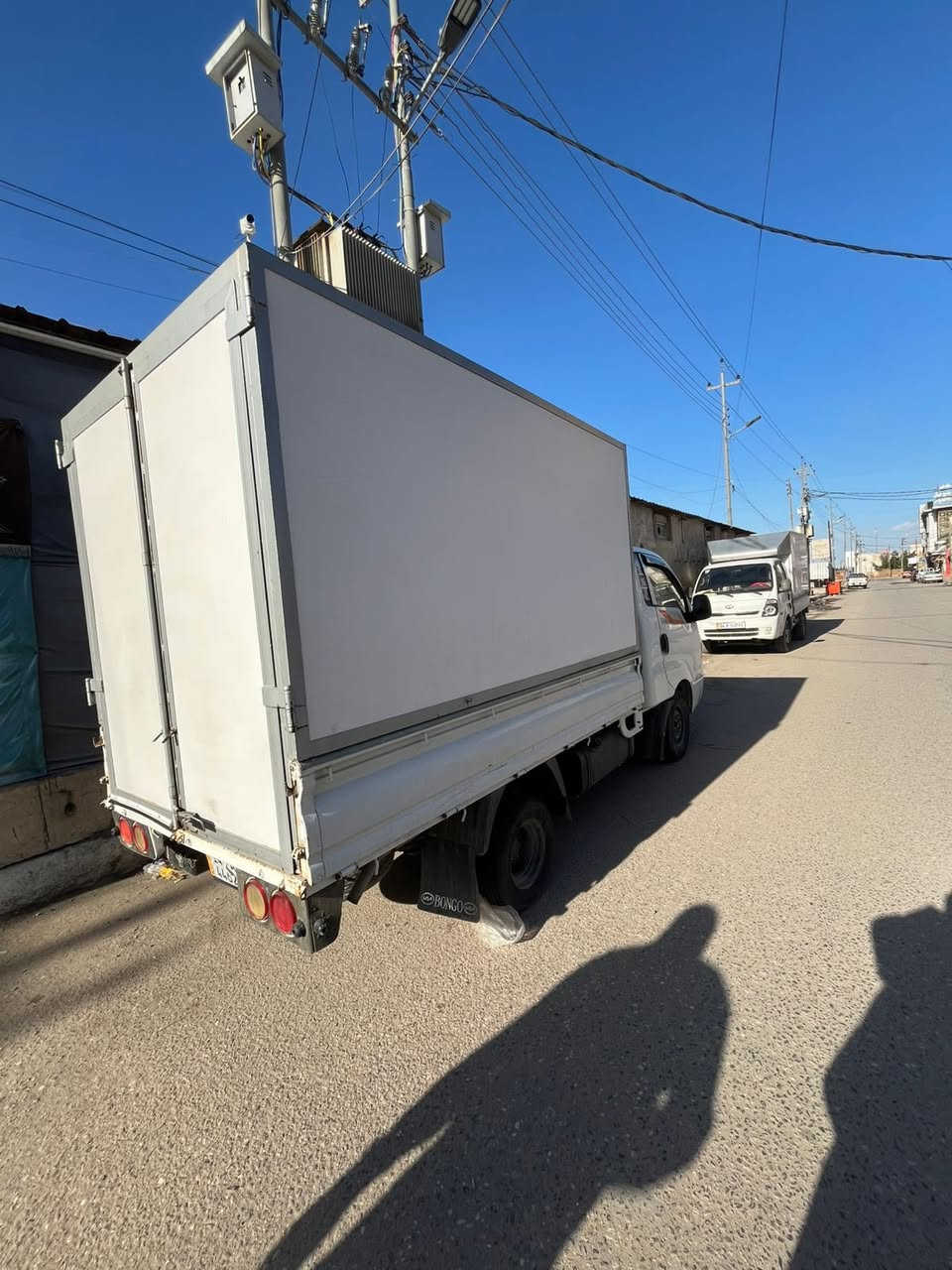 السلام عليكم
بنكو مديل 2016
مفتوح
مكينه كير كفاله
سياره نضيفه 
بيه صبغ قليل ارباع البيبان بدون ضربه
رقم بصره باسمي
ضريبه مصفره
مكانه بصره
سعر 110 مجال قليل كلش
***********
