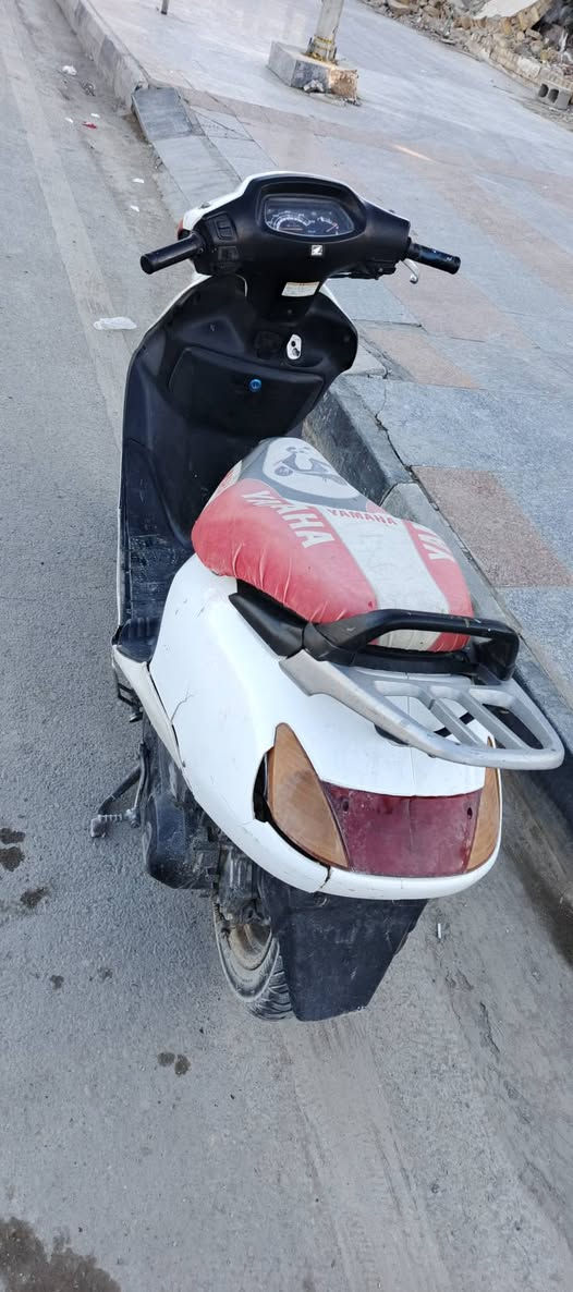 سبيسي ياباني مفتوحه مره قفلهة 300 مكاني انوار دراجه ممغسوله
***********
