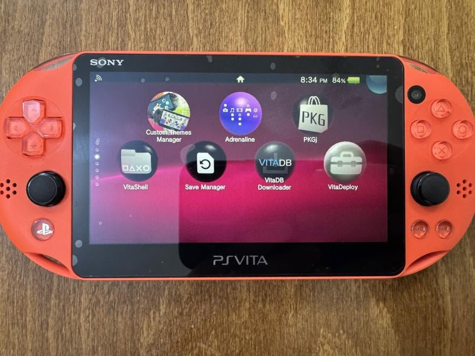 Psp vita slim 2000فول نظافه
* الجهاز نظيف جداً وخالٍ من الأعطال مع الضمان
* مهكر ويعمل بكفاءة عالية
* شاشة وجسم الجهاز بحالة ممتازة لون مميز 
* بطارية جيدة جدا
* مع ذاكرة 128GB اصلي محملة بالألعاب جهاز لمس وكاميرا مع واي فاي لتنزيل اي لعبة من المتجر 
* مناسب لعشاق الألعاب الكلاسيكية والحديثة
مع لاصق شاشة وظهر 
مع يده لعب 
مع حقيبة اصلية 
وكيبل الشحن منفذ صغير 
مع صور كاملة وفديو موضح للجهاز ارسله واتساب 
العنوان بغداد الكرخ ***********
السعر 275
