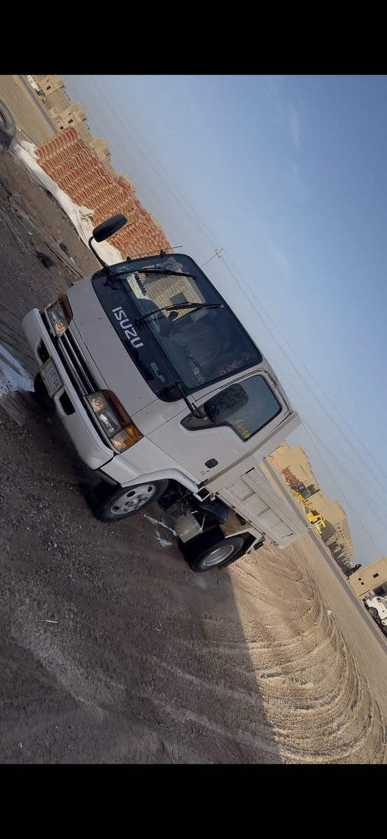 كيه ازوزه. مكينه 112 الجبيره
نضافه شوفت عينك السياره ما ناقصها شي جاهزه للعمل
مكاني ناصريه 
سعر 95 وبيها مجال قليل 
رقمي ***********
