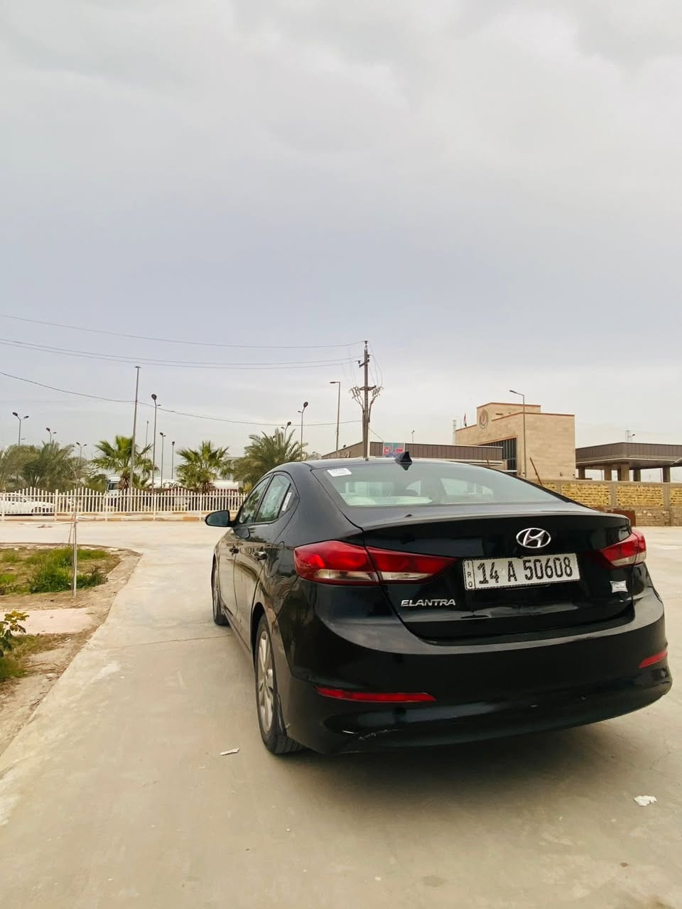 السلام عليكم 
النترا موديل 2018 رقم بصره مشروع وطني هزه وسنويه جديده 
محرك 2000 دوش 
ماشيه 140 الف حقيقي
سياره جاهزه للأخير ضرره بنيد وجاملغ الأيسر تبديل فقط مكان سياره ناصريه مركز 
السعر 113وبيها مجال 
رجآ فقط شراي يتصل 
***********
