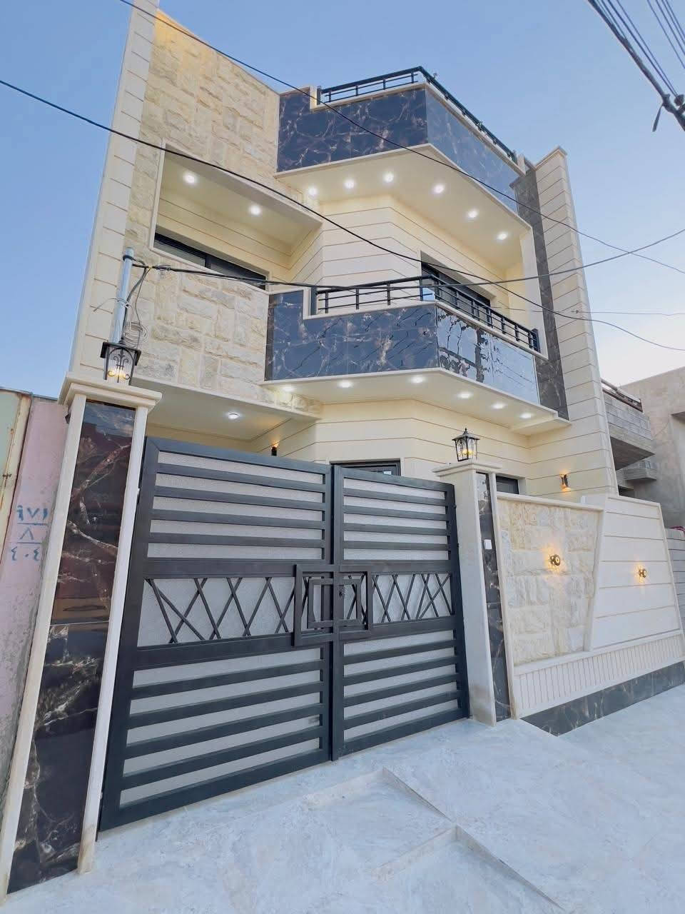 التهاني للعقارات 

🏠 🏠دار للبيع 🏠🏠

بناء حديث  استلام فوري 

بناء فول مرتب

📍الموقع حي الميثاق شارع مدرسة مكة

طابقين

4غرف نؤم 

صحيات بالطابقين
 

المساحة150

الواجه 7 ونص

↕️مكون من طابقين

✅سعر الدار عبر الهاتف 

مكتب التهاني للعقارات سايدين الميثاق مجاور شركة الحافظ 

👤فيس بوك #مكتب التهاني للعقارات

☎️ كورك ***********

☎️اسيا‏ ***********‏

