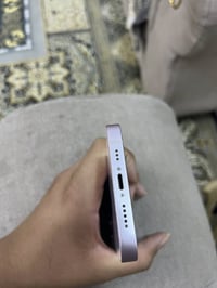 ايفون 13 مكفول كفاله عامه من كلشي ذاكره 128 بس بطاريته نازله 79  وجهاز...