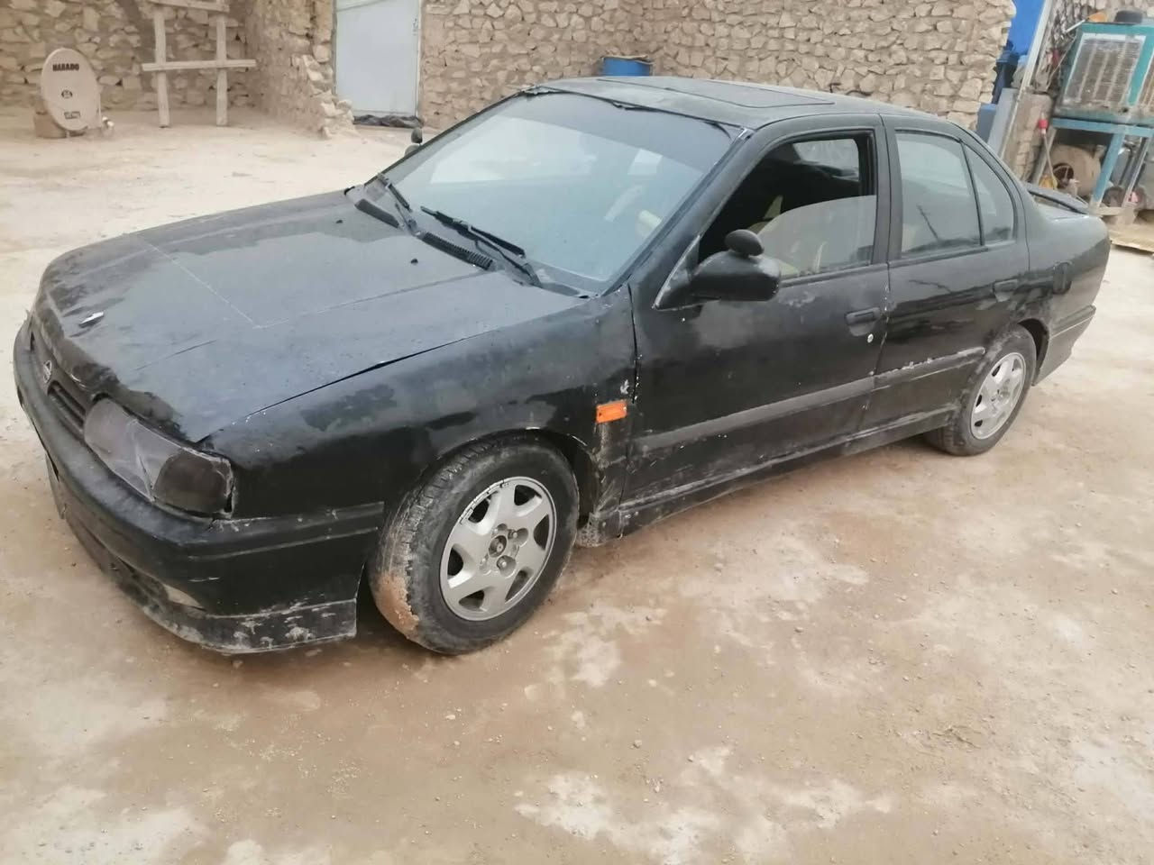 سلام عليكم
بريميله مسجله رقم ابيض 
سياره بيه خربطه تشتغل وتطفي ابيع عله وضعه 
ترهم مراوس عله سياره او موطور 
 ترهم مقدمه  وقصاد عل مضبوط 
تصال ***********
